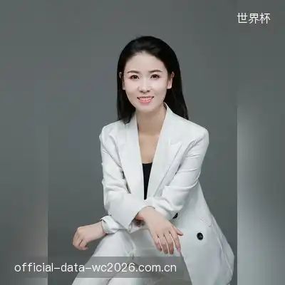 夏鹭茵